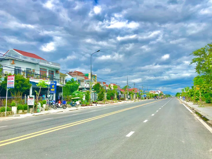 Bán đất mặt tiền Nguyễn Tất Thành - Hội An. Vị trí đắc địa - Kinh doanh sầm uất (MS441)